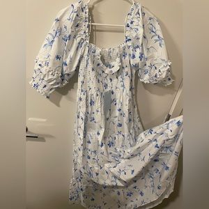 Gorgeous Hill House Nap Dress